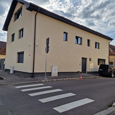 Apartmán Rokebea Luxury Brašov Exteriér fotografie
